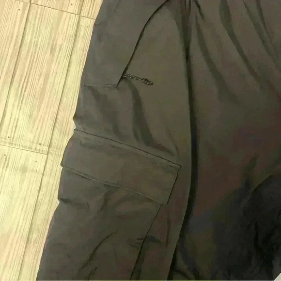 Columbia Omni-Tech Snow Ski Pants - Picture 5 of 10